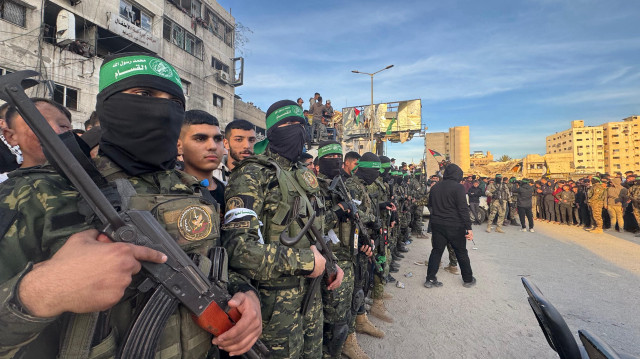 Hamas Batı Şeria’ya tank gönderen İsrail’e tepki gösterdi: Soykırım savaşını sürdürme niyetinin belirtisi