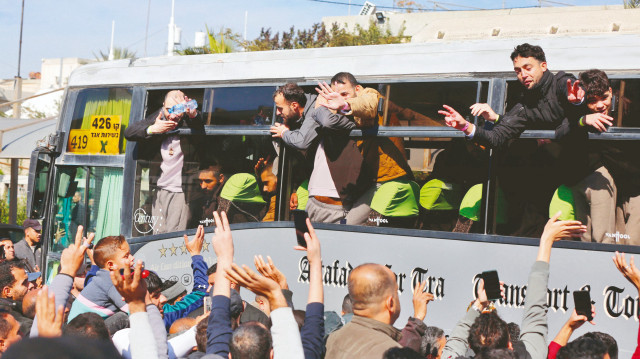 İsrail takası bozdu: 602 Filistinliyi alıkoyuyor