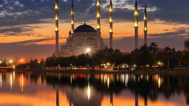 Adana akşam ezanı kaçta? 3 Mart Pazartesi Adana iftar vakti ne zaman?