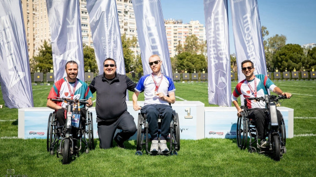 Kayserili sporculardan 3 altın madalya
