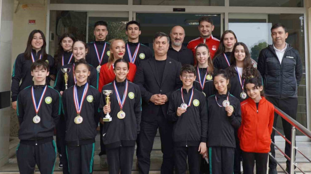 Manisalı cimnastikçilerden Fransa’da büyük başarı