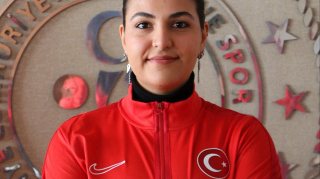 Şevval İlayda Tarhan atıcılıkta tarih yazdı: Yusuf Dikeç’i yakaladı