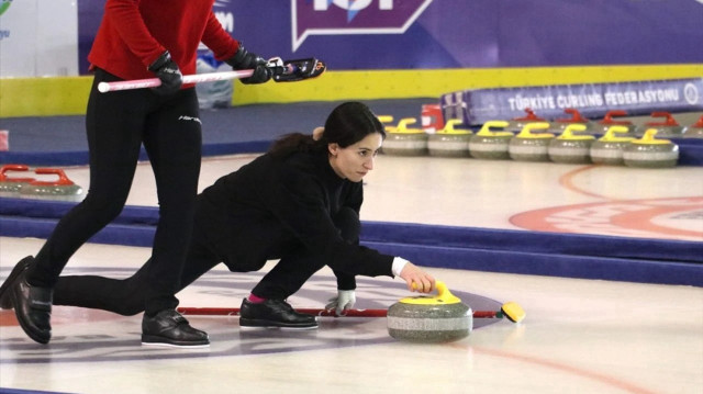 Türkiye Kadın Milli Takımı Dünya Curling Şampiyonası’nda 11. sırayı aldı