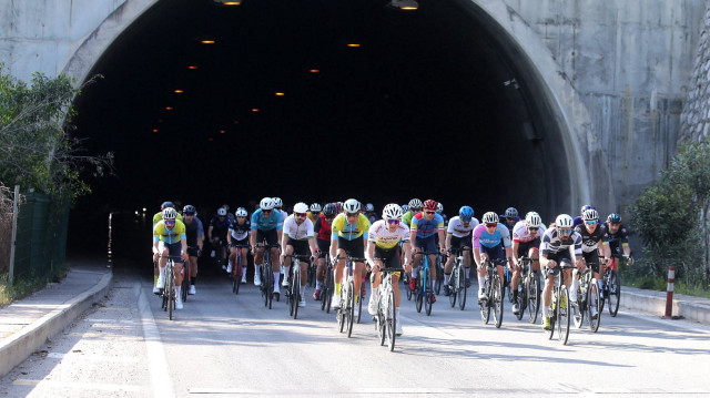 AKRA Gran Fondo’da yarış nefes kesti: Kazanan sporcular belli oldu
