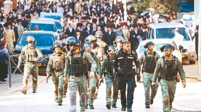 İsrail Kudüs’ü kışlaya çevirdi