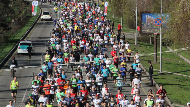 Kazakistan’da ölüm maratonu: Aralarında 63 yaş fark olan iki kişi can verdi