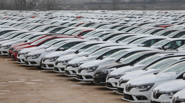 İkinci el otomobilde rüzgar tersine döndü: Nisan ayında zirve yaptı