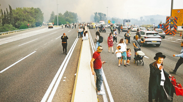 İsrail alev alev yanıyor
