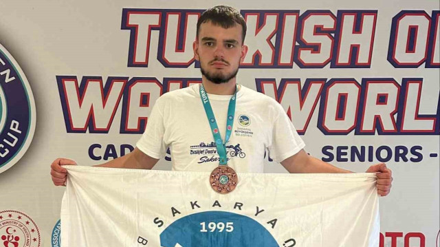 Sakarya Büyükşehir sporcuları madalya kürsüsünü boş bırakmıyor