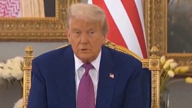 Saygısızlık değil hikayesi acı: Trump Riyad’da ikram edilen kahveyi bakın neden içmedi?