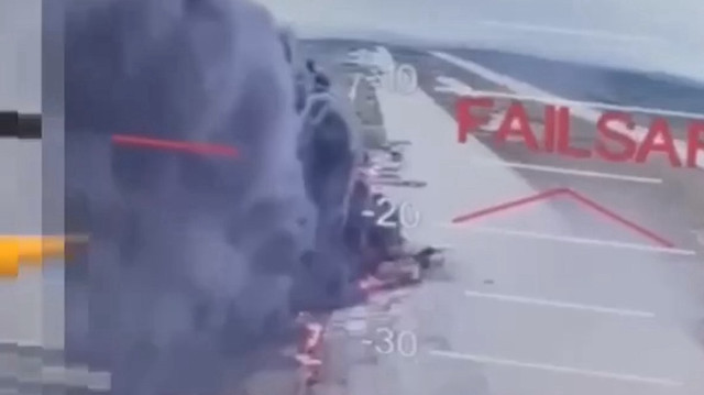 Ukrayna Rus hava üssünü vurdu