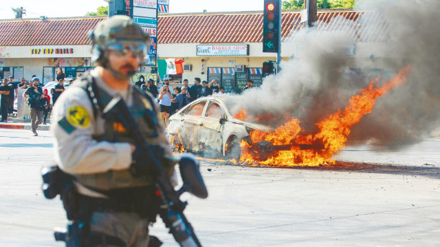 ‘Demokrat’ kentlerde Trump’a isyan