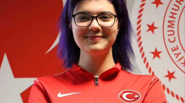 Elif Berfin Altun’dan atıcılıkta çifte rekor