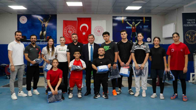 Kayseri’de haltercilere yeni ekipman desteği