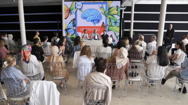 MS hastaları ve doktorlar farkındalık etkinliğinde bir araya geldi