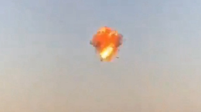 St. Petersburg şehir merkezi üstünde serbestçe uçan Ukrayna dronu böyle imha edildi