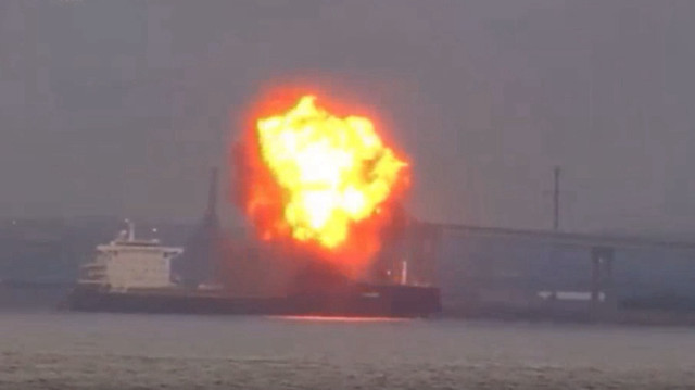ABD’de kömür taşıyan kargo gemisinde patlama meydana geldi
