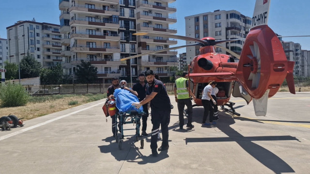 Ambulans helikopter felç geçiren hasta için havalandı