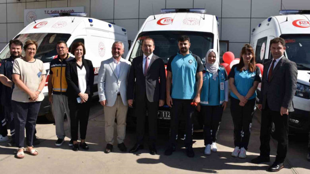 Aydın’da 3 yeni ambulans sağlık filosuna katıldı