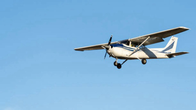 Cezayir’de keşif uçağı düştü: 4 ölü