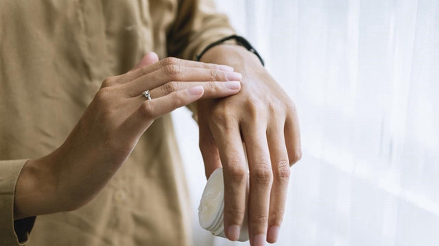 İnternetten satılan ‘sahte kremler’ deri hastalıklarını tetikleyebilir uyarısı