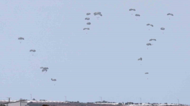 İsrail’in izin verdiği sınırlı hava yardımı çadırları kullanılamaz hale getirdi