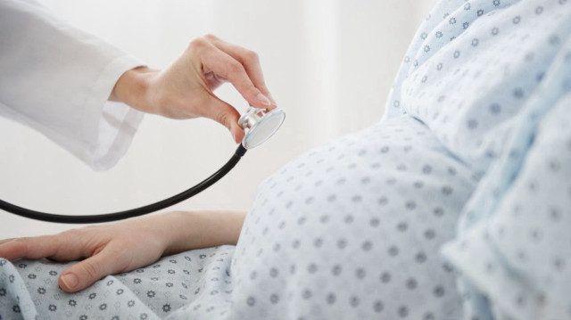 Riskli gebelere ‘güvenli destek’ sağlıyorlar