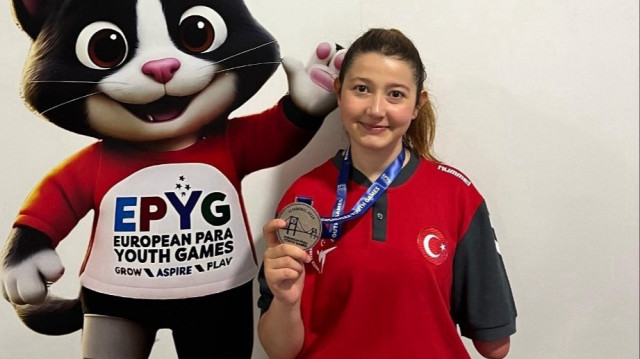 Sümeyye Sude Öztunç’tan gümüş madalya