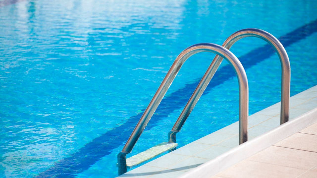 Uzmanlar deniz ve havuzlardaki o tehlikeye karşı uyardı