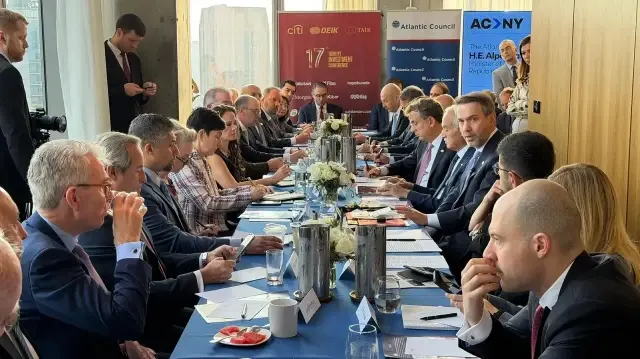 Bakan Bayraktar’dan yatırım çağrısı