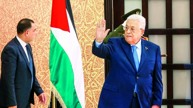 Filistin ekonomisini de çökerttiler