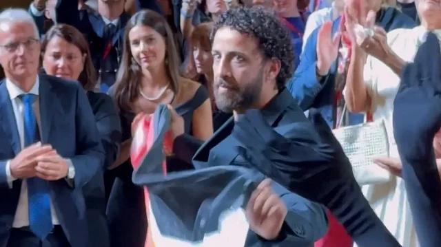 Gazze’de katledilen Hind Receb’in hikayesi ayakta alkışlandı: Gösterimde salon ‘Özgür Filistin’ sloganlarıyla inledi