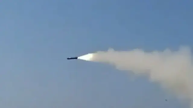 Pakistan’dan savunma alanında büyük başarı: Fatah-4 seyir füzesi test edildi