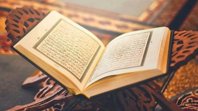 Mülk Suresi Konusu- Mülk Suresi (Tebareke) Neyi Anlatıyor?