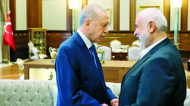 Türkiye istedi Heniyye ailesi tahliye edildi