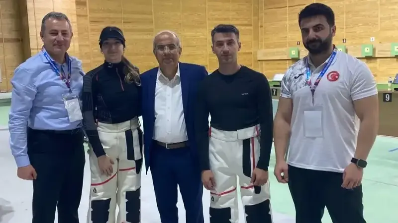 Damla Köse ile Mert Nalbant dünya üçüncüsü oldu