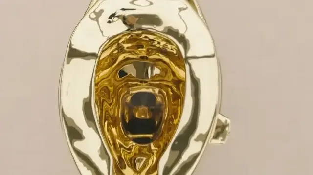 Dünyanın en pahalı tuvaleti: ‘Amerika’ ismi verilen Catellan’ın klozeti 508 milyon TL’ye satıldı