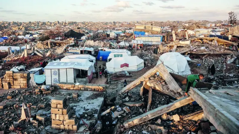 Enkaz yeni evlerin tuğlası olacak