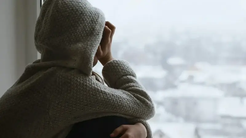 Uzman isim açıkladı: Gündüz saatlerinin kısalması kış depresyonunu tetikleyebilir