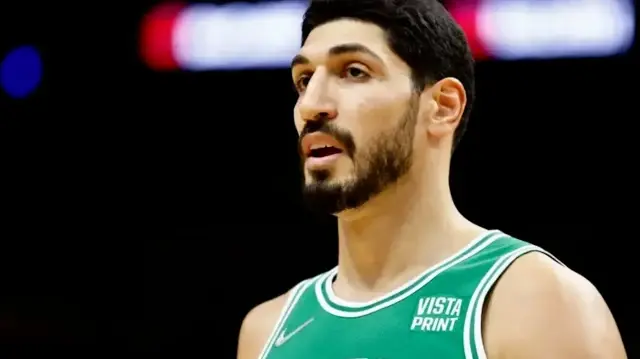 ABD vatandaşı firari FETÖ’cü Enes Kanter Çin için yarışan ABD’li sporcuya ‘vatanseverlik’ ahkamı kesti