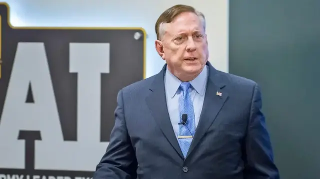 ABD’li Albay Macgregor’dan Pentagon’u sarsacak itiraf: Tüm üslerimiz yok oldu Hindistan’a çekiliyoruz