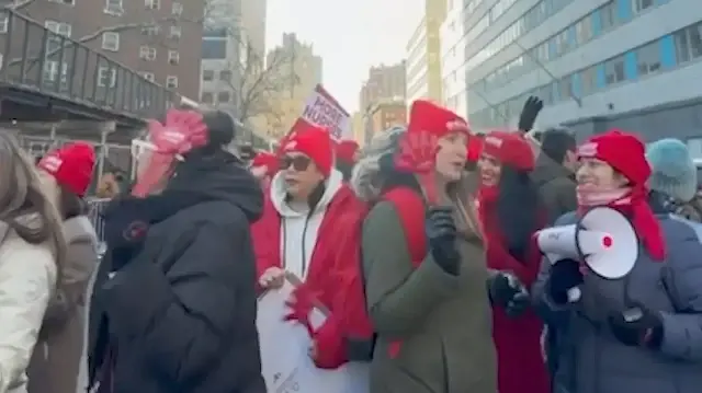 ABD’nin en büyük şehrinde 15 bin hemşire iş bıraktı: Dev hastaneler hizmet veremez hale geldi