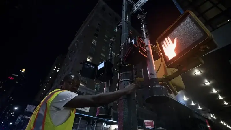 ABD’yi etkisi altına alan kar fırtınası ve soğuklarda 920 bine yakın kişi elektriksiz kaldı