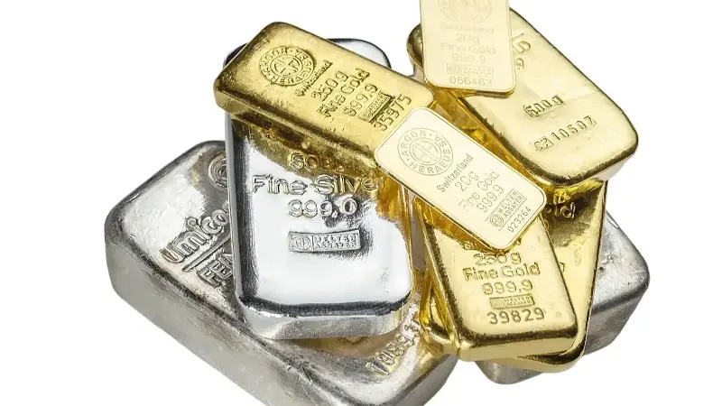 Altın sert düştü gümüş çakıldı