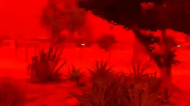 Avustralya’da korkutan manzara: Gökyüzü kan kırmızısına büründü