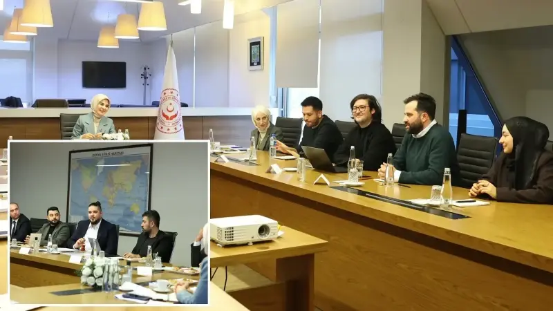 Bakan Göktaş oyun içerik üreticileriyle bir araya geldi: Yasaklayan değil yol gösteren anlayış