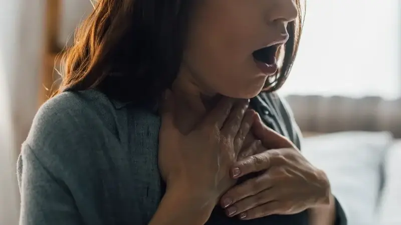 Belirsizlik panik atak vakalarında artışa neden oluyor