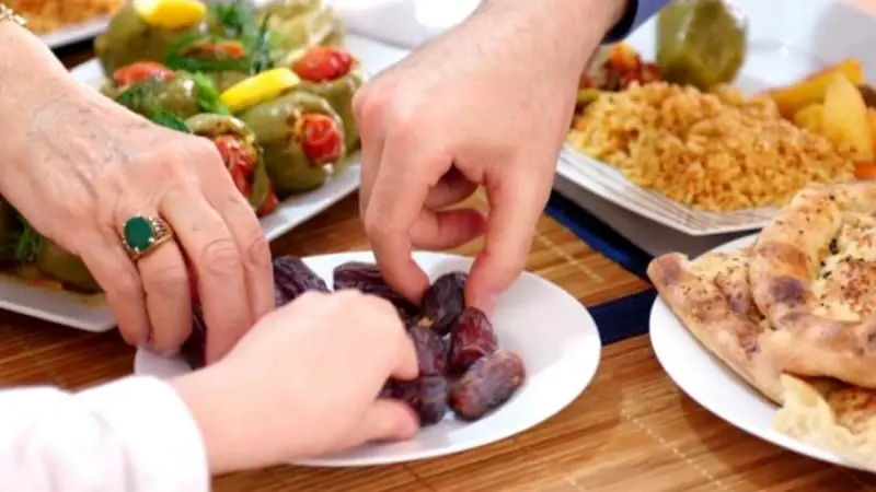 Bilerek oruç bozulursa ne olur, kaza mı kefaret mi gerekir? Diyanet yanıtladı