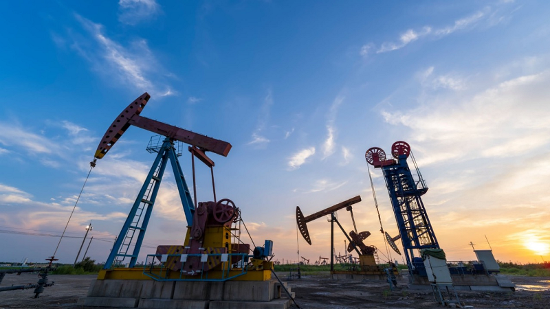 Brent petrolün varili 63,15 dolardan işlem görüyor