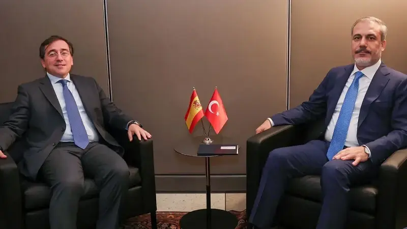 Dışişleri Bakanı Fidan İspanyol mevkidaşı Albares ile telefonda konuştu